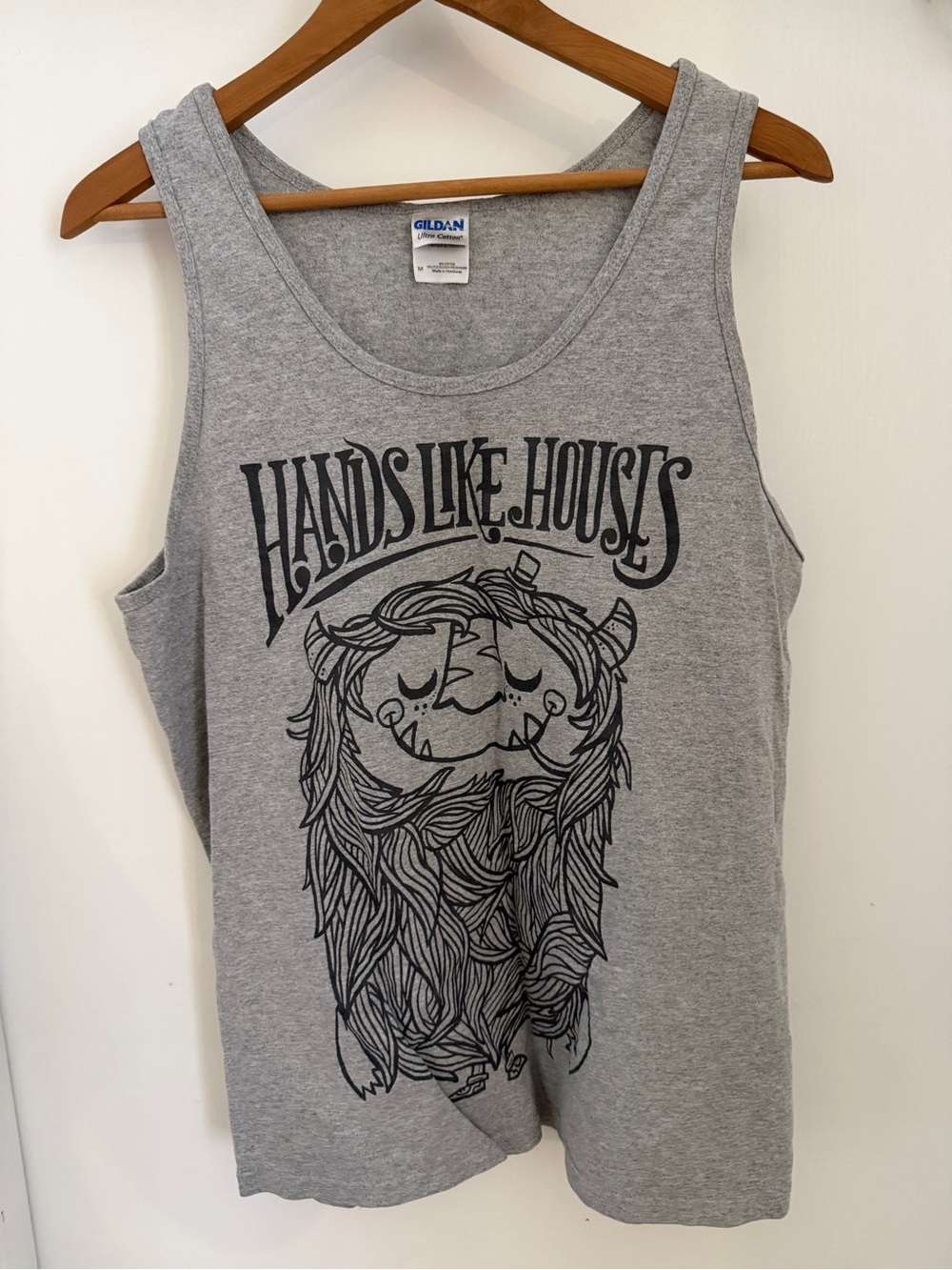'Hands Like Houses' Graphic Tank